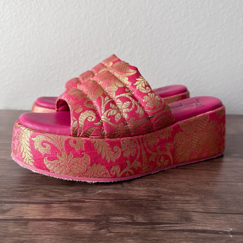 Free People Almost Paradise Brocade Platform Pink Gold Sandals Women's Size 39